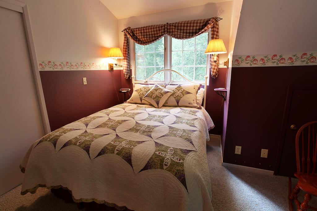 Highland House Bed And Breakfast Μαριπόζα Δωμάτιο φωτογραφία